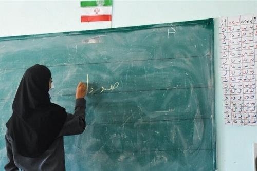 یک هزار معلم در مدارس استان سمنان تجلیل و تکریم می شوند