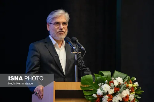 امروز ایران بالاتر از هر زمان دیگری به کمک جوانانش نیاز دارد