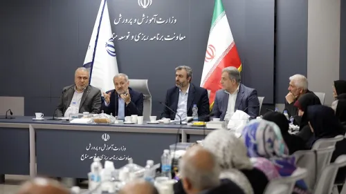 توزیع سراسری شیر در مدارس شروع طرح رفاهی دانش آموزان از اواخر مهر