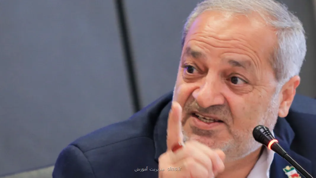 ملت ایران با ایستادگی در مقابل آمریکا و اسرائیل عظمت خویش را به جهان نشان داد