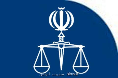 تشكیل پرونده كیفری برای معلم آبادانی به علت چیدن موی دانش آموز