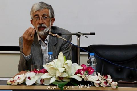توجه به ارزش های دفاع مقدس و نمادهایی مانند شهید حججی واجب است