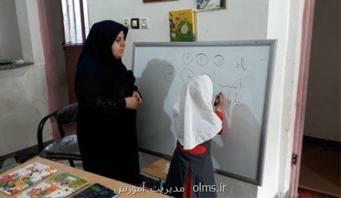 50 درصد زنان كارمند كشور در آموزش و پرورش شاغلند