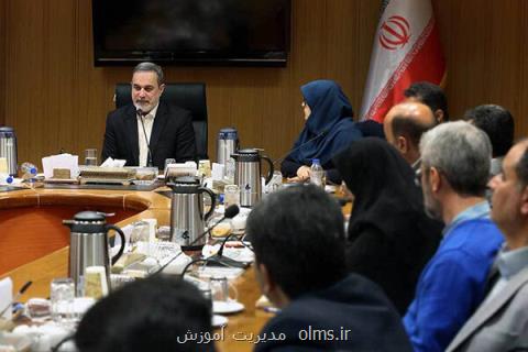 انتقال ماموریت آموزش عالی به آموزش و پرورش مسیر را منحرف كرده است